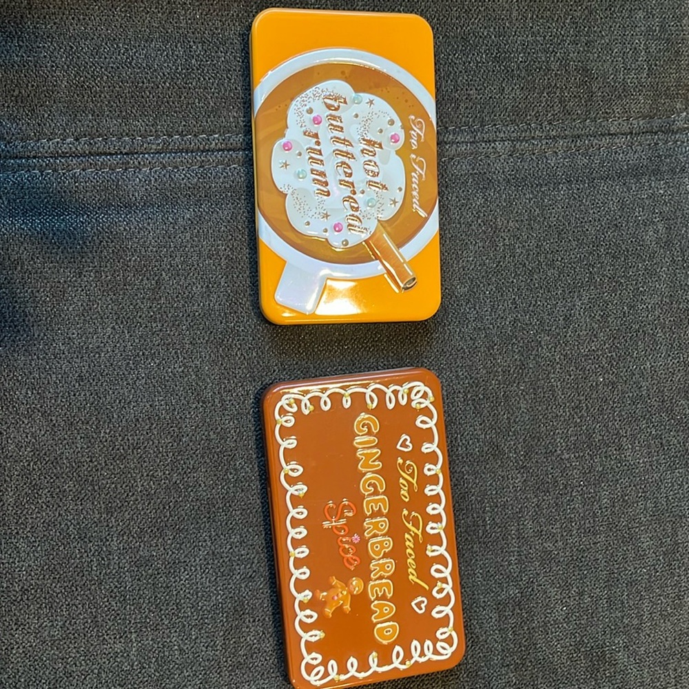Too faced hot buttered rum and gingerbread spice bite size palette